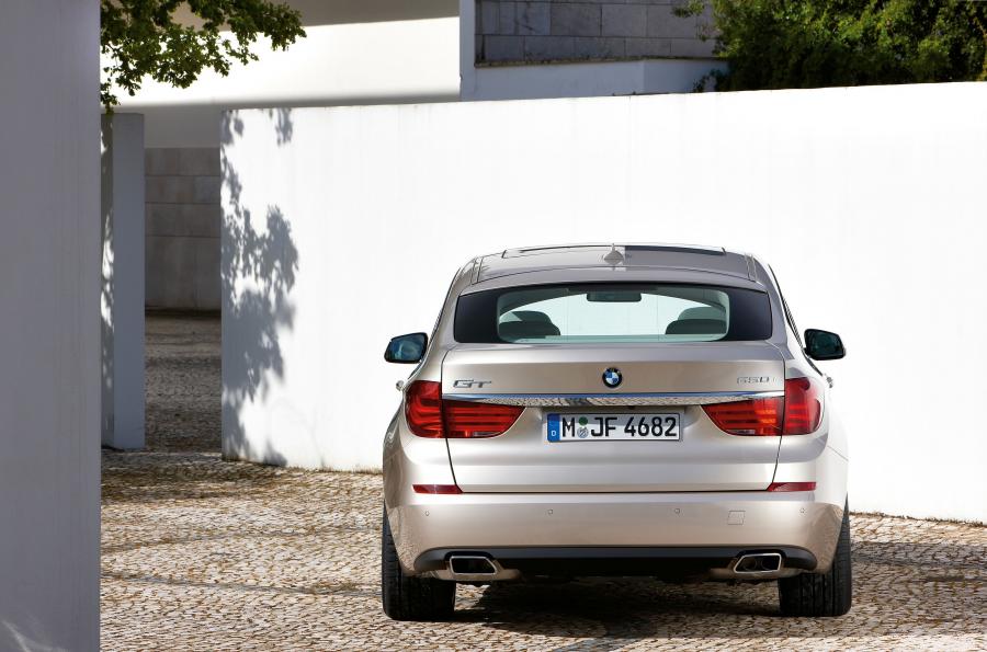  BMW 5-Series GT 2010 года  (фото 36 из 133)